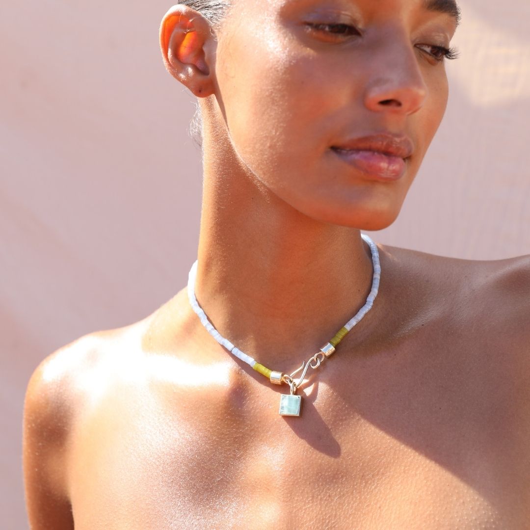 Rosa beaded necklace