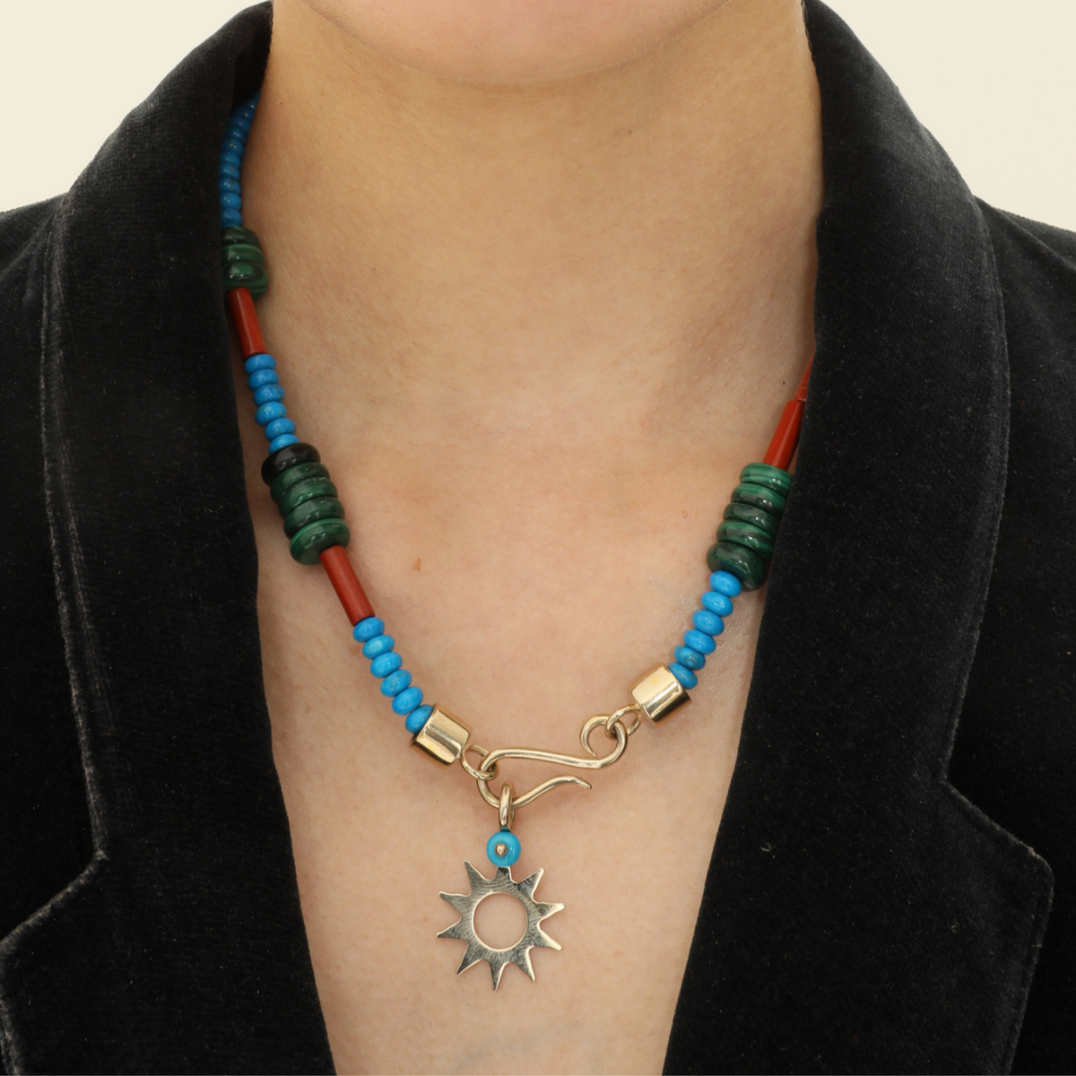 Nunuz beaded necklace